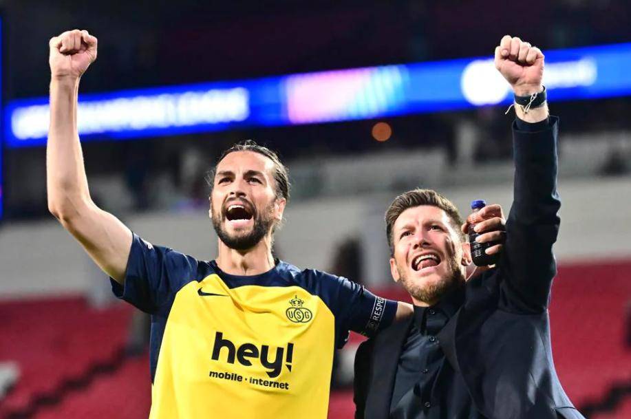 yy易游平官网首页转会期皇家社会备战欧冠，复出首秀细节曝光，引发热议，团队化学反应显著的简单介绍