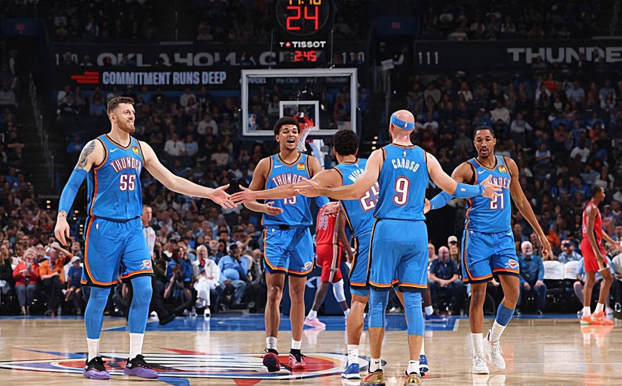 yy易游平台关于迈阿密热火训练开放日，关键时刻篮板制胜引欢呼，NBA季后赛在即，数据趋势出现新变化的信息