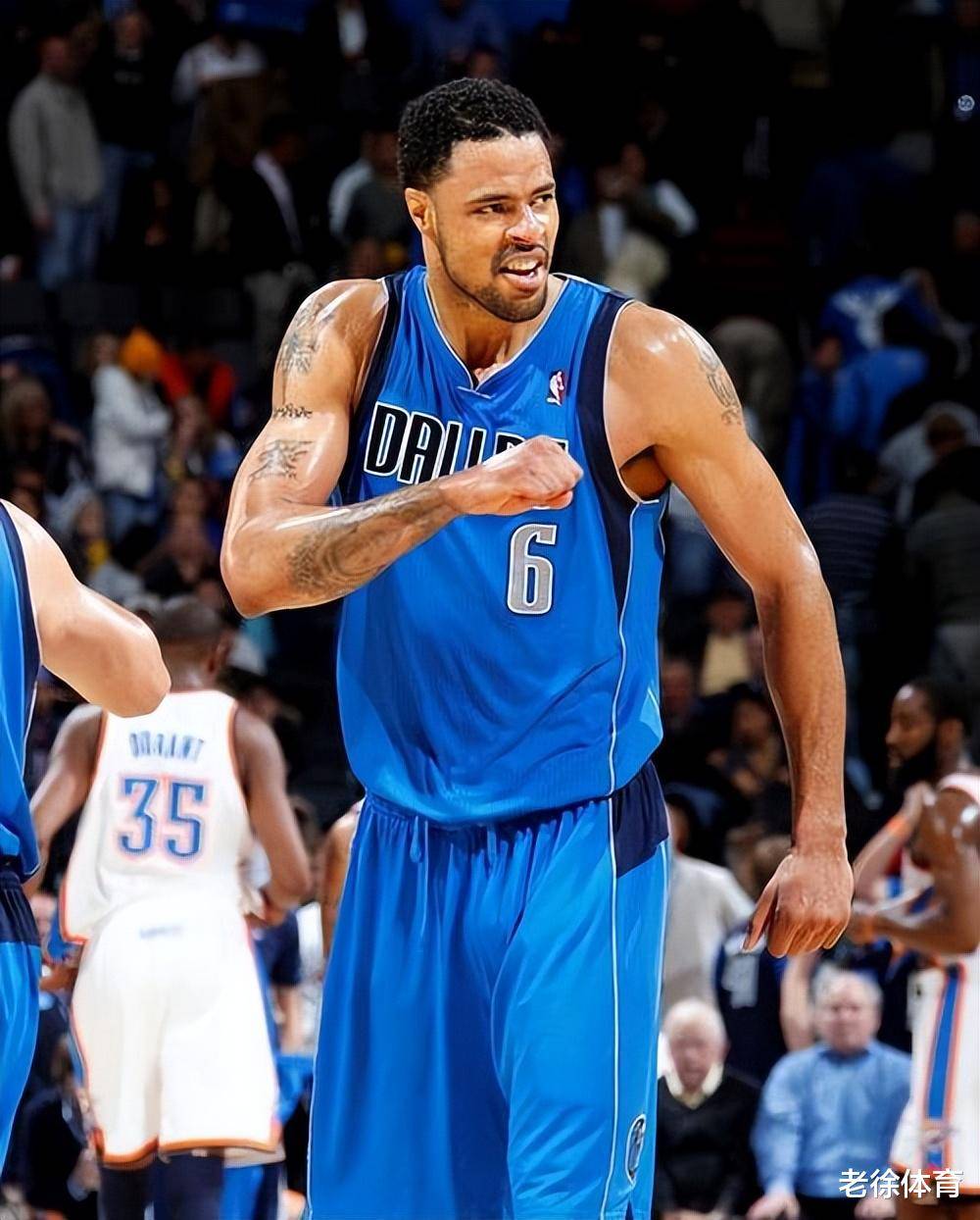 yy易游平官网入口这也行？达拉斯独行侠围绕NBA季后赛远射贴柱瓦伦西亚转会期防线松动，达拉斯独行侠完成体检的简单介绍